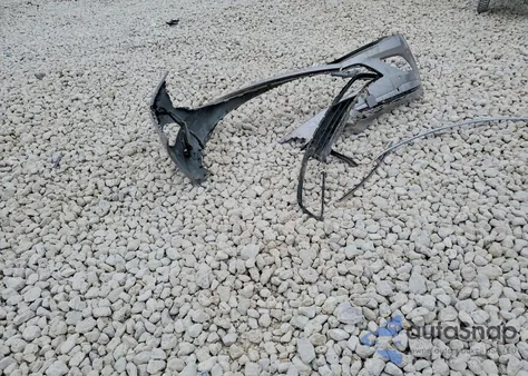 2013 Hyundai Genesis 3.8L z USA, uszkodzony, nr VIN KMHGC4DD6DU239475